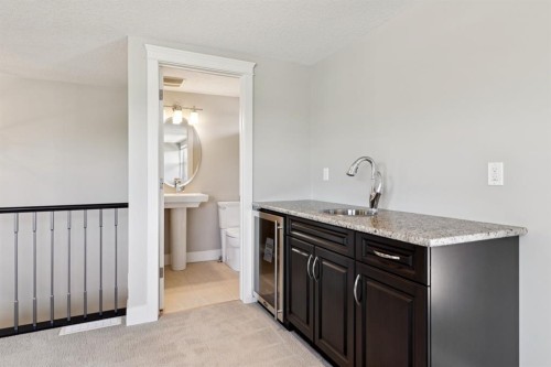 2927 7 Avenue Nw, Calgary, AB 