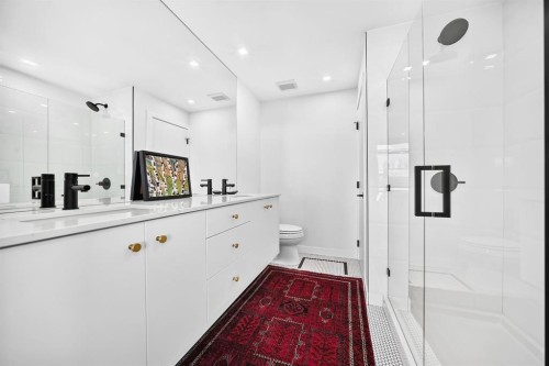 701-8445 Broadcast Avenue Sw, Calgary, AB - Indoor
