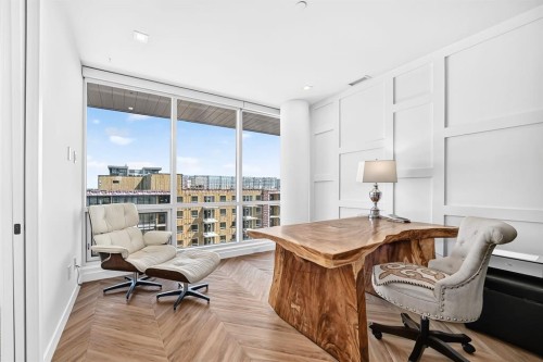 701-8445 Broadcast Avenue Sw, Calgary, AB - Indoor Photo Showing Office