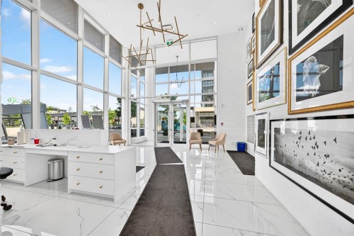 701-8445 Broadcast Avenue Sw, Calgary, AB - Indoor Photo Showing Other Room