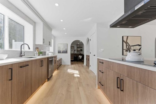 115 Brookgreen Drive Sw, Calgary, AB 
