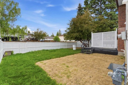 115 Brookgreen Drive Sw, Calgary, AB 
