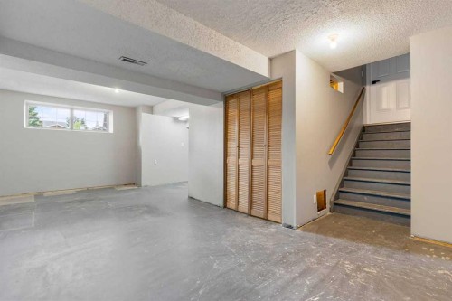 266 Shawnessy Drive Sw, Calgary, AB 
