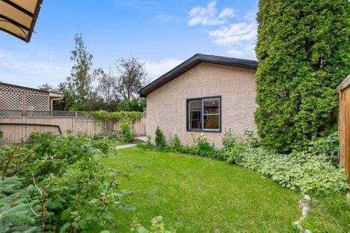 266 Shawnessy Drive Sw, Calgary, AB 