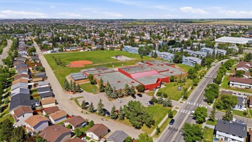 131 Fallswater Road Ne, Calgary, AB 
