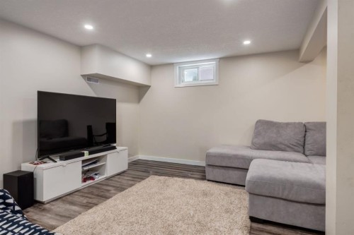 2024 43 Street Se, Calgary, AB 