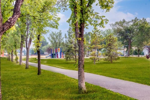 2024 43 Street Se, Calgary, AB - Outdoor With View