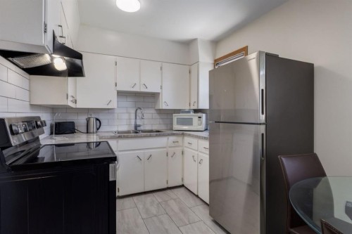 2024 43 Street Se, Calgary, AB 