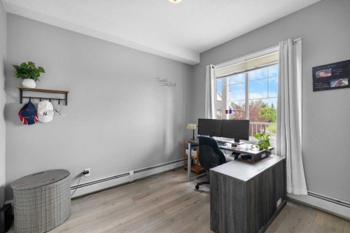 220-8 Prestwick Pond Terrace Se, Calgary, AB - Indoor Photo Showing Office