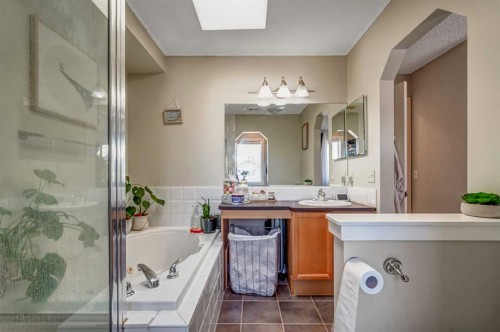 63 Everglen Rise Sw, Calgary, AB 