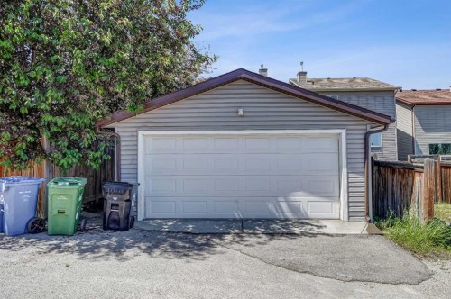 63 Everglen Rise Sw, Calgary, AB 