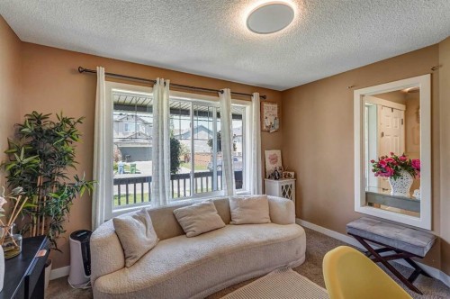 63 Everglen Rise Sw, Calgary, AB 