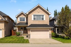 139 Tuscany Ridge Close NW Calgary, AB T3L 2K6