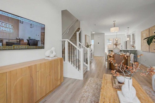7369 Mercado Avenue Se, Calgary, AB - Indoor