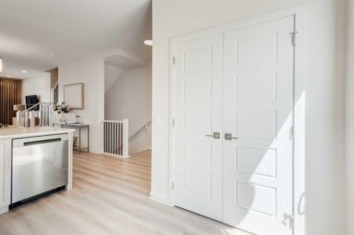 7369 Mercado Avenue Se, Calgary, AB - Indoor