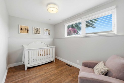 2516 63 Avenue Sw, Calgary, AB 