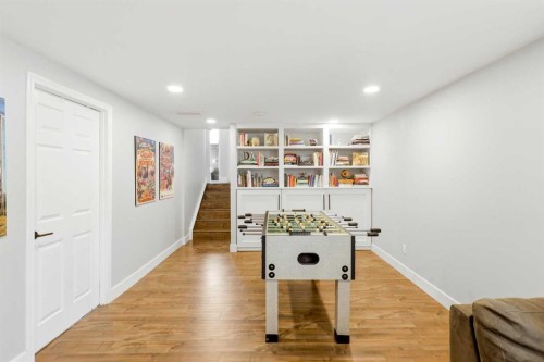 2516 63 Avenue Sw, Calgary, AB 