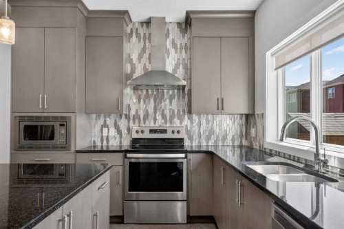 77 Saddlestone Place Ne, Calgary, AB 