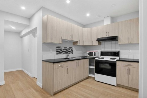 77 Saddlestone Place Ne, Calgary, AB 