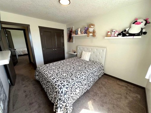 5 Covecreek Mews Ne, Calgary, AB 