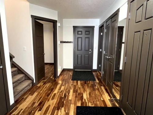 5 Covecreek Mews Ne, Calgary, AB 
