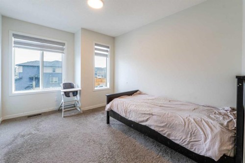 915 Corner Meadows Way Ne, Calgary, AB 