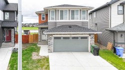 915 Corner Meadows Way NE Calgary, AB T3N 2C2
