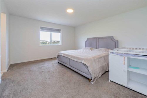 915 Corner Meadows Way Ne, Calgary, AB 