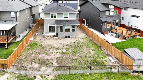 915 Corner Meadows Way Ne, Calgary, AB 