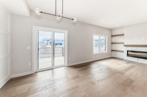 4 Heritage Mews, Cochrane, AB 