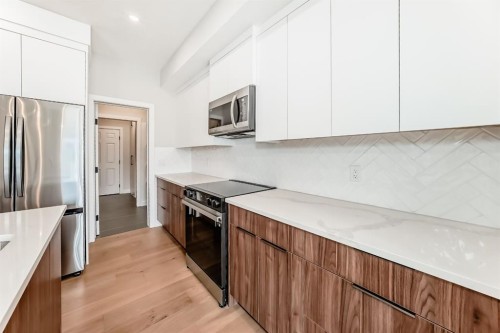 4 Heritage Mews, Cochrane, AB 