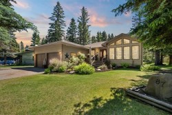 87 Manyhorses Drive  Rural Rocky View County, AB T3Z 1A1