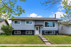 3211 60 Street NE Calgary, AB T1Y 3L3