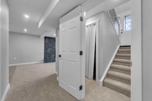3211 60 Street Ne, Calgary, AB 