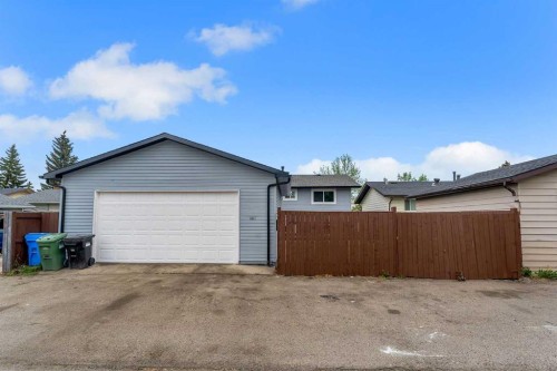 3211 60 Street Ne, Calgary, AB 