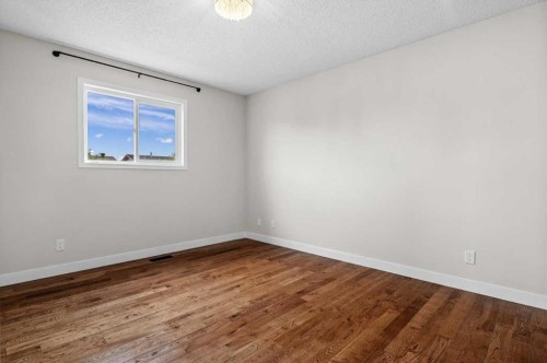 73 Sunvale Crescent Se, Calgary, AB 