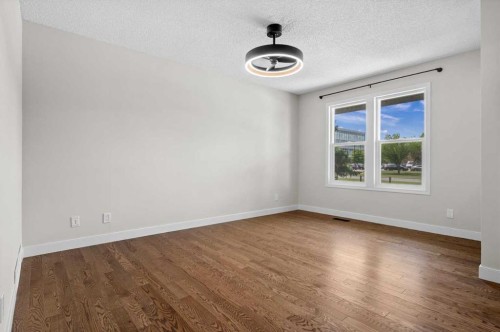 73 Sunvale Crescent Se, Calgary, AB 
