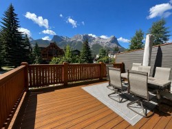 634 4 Street Canmore, AB T1W 2H3