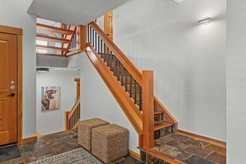 634 4 Street, Canmore, AB - Indoor Photo Showing Other Room