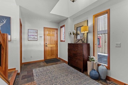 634 4 Street, Canmore, AB - Indoor