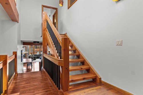 634 4 Street, Canmore, AB - Indoor Photo Showing Other Room