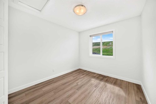 339 Wolf Creek Way Se, Calgary, AB 