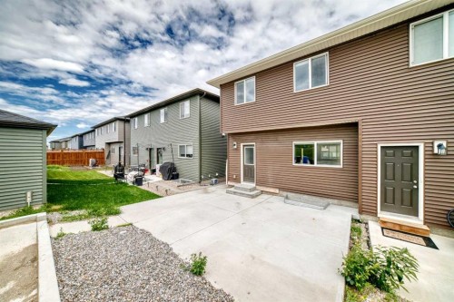 339 Wolf Creek Way Se, Calgary, AB 