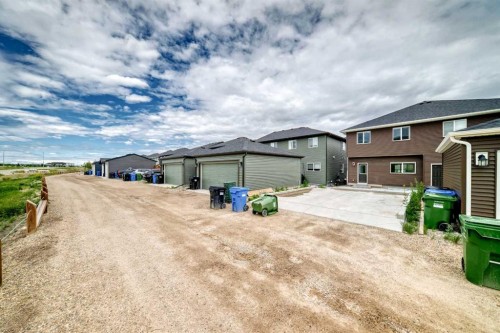 339 Wolf Creek Way Se, Calgary, AB 