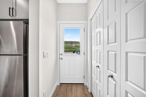 339 Wolf Creek Way Se, Calgary, AB 
