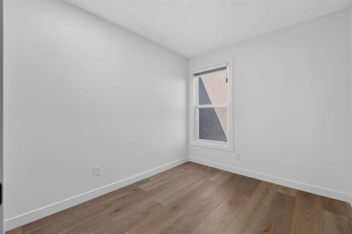 287 Pensville Close Se, Calgary, AB 