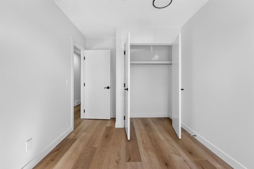 287 Pensville Close Se, Calgary, AB 