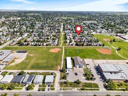 287 Pensville Close Se, Calgary, AB 