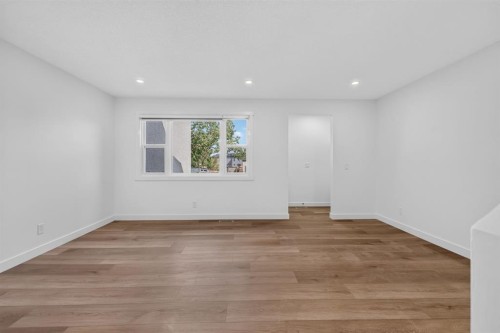 287 Pensville Close Se, Calgary, AB 