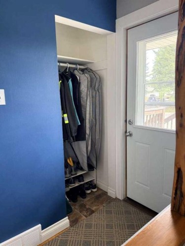 126 Douglas Drive, Hinton, AB 